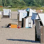 Vakantiehuis Schatzkiste 1 - Dorf 4 *