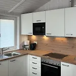 Vakantiehuis Schatzkiste 1 - Dorf 4 Lübeck